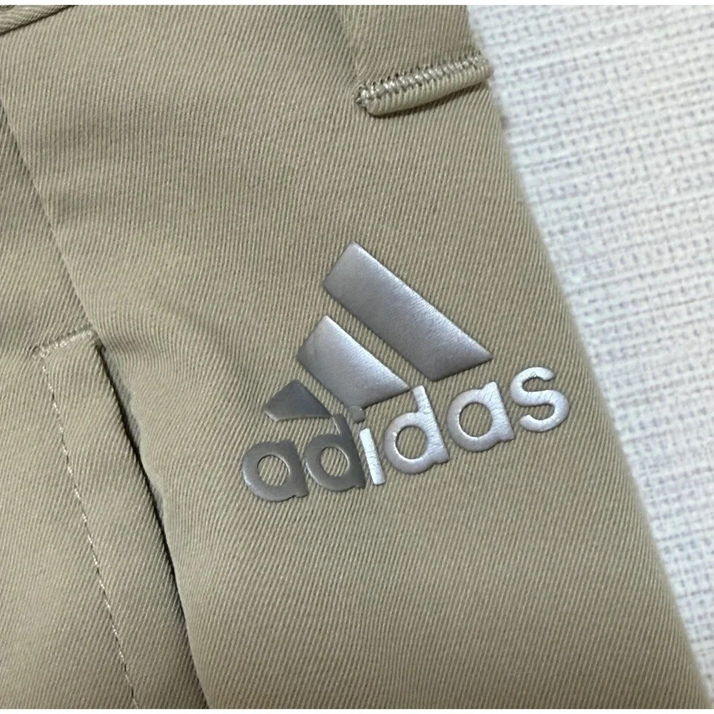 Adidas Men's Golf Flat Front Performance Pants Beige Khaki Tan Sz 36x30 B82628